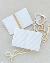 Load image into Gallery viewer, Fine Art Vow Book Set